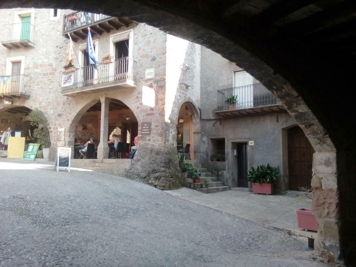 Can Mencio - Placa Major Santa Pau Exterior foto